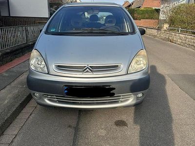 Grau Gebraucht 2002 Citroën Grand C4 Picasso Van / Kleinbus | 550 €