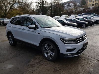 gebraucht VW Tiguan Allspace 2.0 TDI DSG 4MOT Highline 7 Sitz