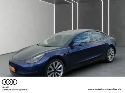 Käytetty Tesla Model 3 324 kW (441 HP) 2021 Sininen Sedan