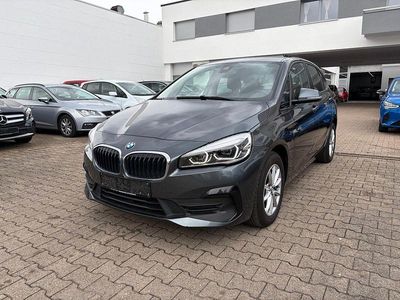 Gebraucht BMW 216 Advantage 116 PS (85 kW) 2020 Grau Kombi