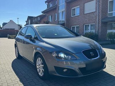 Gebraucht Seat Leon 127 PS (93 kW) 2012 Grau Limousine