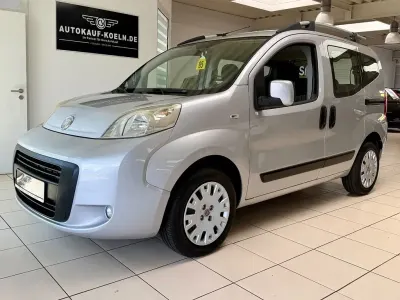 Gebraucht Fiat Qubo Easy 73 PS (53 kW) 2012 Silber Van / Kleinbus