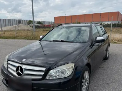 Gebraucht Mercedes C200 136 PS (100 kW) 2007 Schwarz Kombi