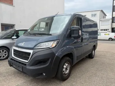 Gebraucht Peugeot Boxer 120 PS (88 kW) 2021 Blau Van