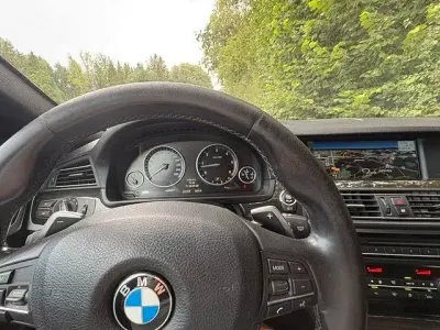 Gebraucht BMW 530 Performance 258 PS (189 kW) 2011 Schwarz Kombi
