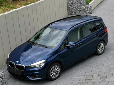 BMW 216