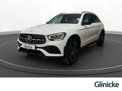Używany Mercedes GLC300e AMG line 194 KM (142 kW) 2021 Biały SUV
