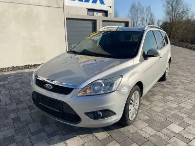 Gebraucht Ford Focus Style 101 PS (74 kW) 2008 Silber Kombi