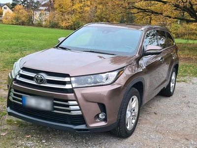 Braun Gebraucht 2019 Toyota Highlander Limited SUV | 28.500 €