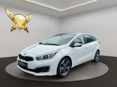Używany Kia Ceed Spirit 136 KM (100 kW) 2015 Biały Hatchback