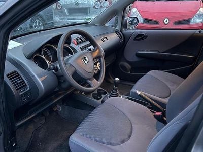 Gebraucht Honda Jazz 78 PS (57 kW) 2005 Silber Kleinwagen