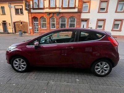 Usata Ford Fiesta 140 CV (102 kW) 2009 Rosso Utilitaria