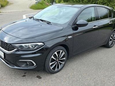 Schwarz Gebraucht 2017 Fiat Tipo Lounge Limousine | 8.000 € (Fairer Preis)