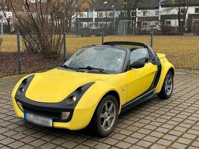 Gebraucht Smart Roadster 61 PS (44 kW) 2004 Gelb Cabrio