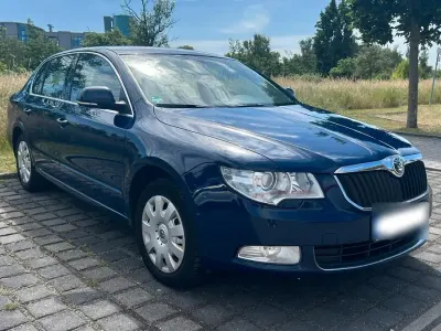 Gebraucht Skoda Superb 170 PS (125 kW) 2009 Blau Limousine