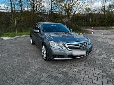 Gebraucht Mercedes E220 170 PS (125 kW) 2009 Grau Limousine