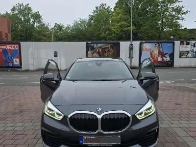 Gebraucht BMW 118 140 PS (102 kW) 2020 Grau Kleinwagen