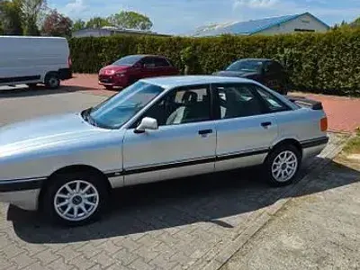 Gebraucht Audi 90 133 PS (97 kW) 1990 Silber Limousine