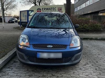 Gebraucht Ford Fiesta 60 PS (44 kW) 2006 Blau Kleinwagen