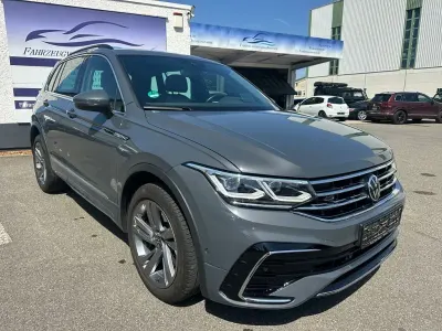 Gebraucht VW Tiguan R-line 190 PS (139 kW) 2022 Grau SUV