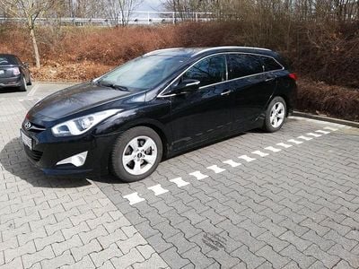 Schwarz Gebraucht 2012 Hyundai i40 Style Kombi | 5.250 € (Fairer Preis)