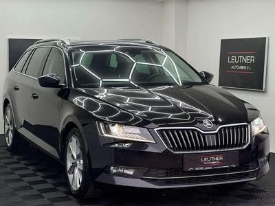Gebraucht Skoda Superb Style 150 PS (110 kW) 2019 Cerna magic/black magic Kombi