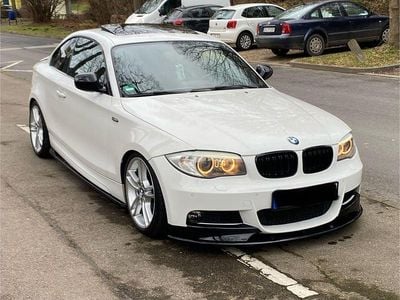 Gebraucht BMW 120 Lifestyle 177 PS (130 kW) 2013 Weiß Kleinwagen