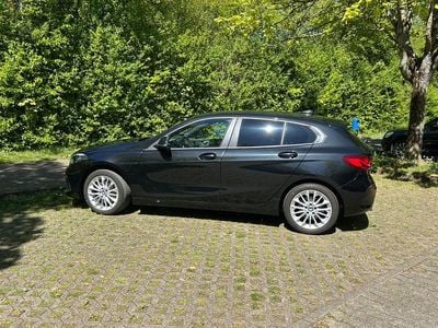 Gebraucht BMW 118 Advantage 140 PS (102 kW) 2020 Schwarz Kleinwagen