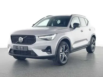 Gebraucht Volvo XC40 120 PS (88 kW) 2025 SUV