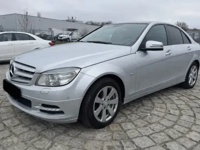 Second-hand Mercedes C350 Avantgarde 231 CP (169 kW) 2010 Argintiu Berlinǎ