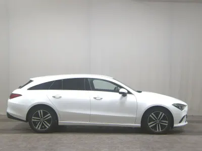 Gebraucht Mercedes CLA200 Shooting Brake Progressive 150 PS (110 kW) 2022 Weiss Kombi