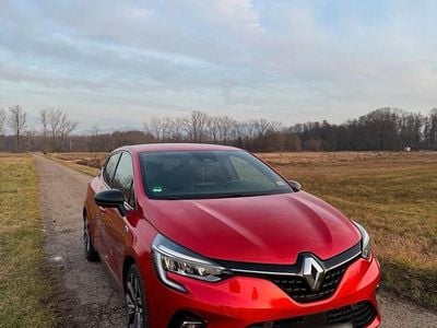 Gebraucht Renault Clio V Edition One 131 PS (96 kW) 2019 Rot Limousine