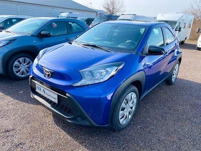 Neu Toyota Aygo Business Edition 72 PS (52 kW) 2025 Schwarz Kleinwagen