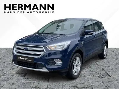 Gebraucht Ford Kuga Trend 120 PS (88 kW) 2018 Blazerblau (blau) SUV