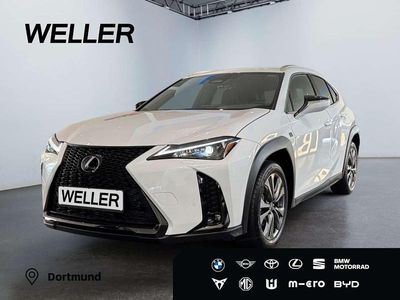 Neu Lexus UX 300h Sport Design Packet 199 PS (146 kW) 2025 Weiss SUV