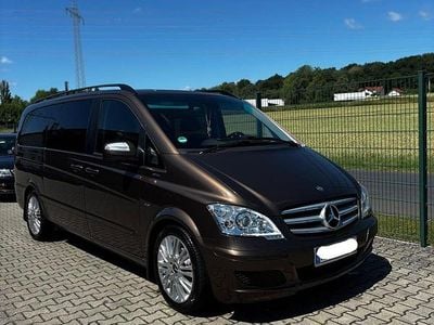 Gebraucht Mercedes Viano 224 PS (164 kW) 2014 Braun Van / Kleinbus