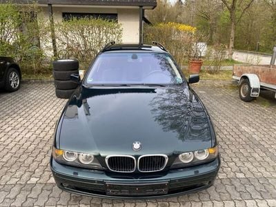 BMW 525