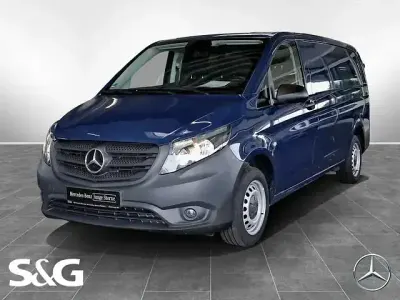 Gebraucht Mercedes Vito 136 PS (100 kW) 2022 Stahlblau Van