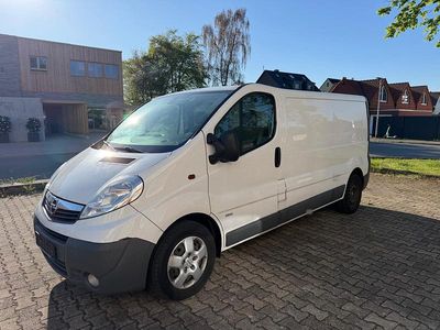 Second-hand Opel Vivaro 114 CP (83 kW) 2014 Alb Monovolum
