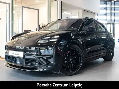 Neu Porsche Macan Turbo 469 kW (639 PS) 2026 Tiefschwarzmetallic SUV