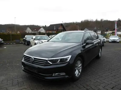 Gebraucht VW Passat Comfortline 150 PS (110 kW) 2016 Schwarz Kombi
