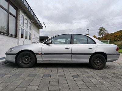 Opel Omega