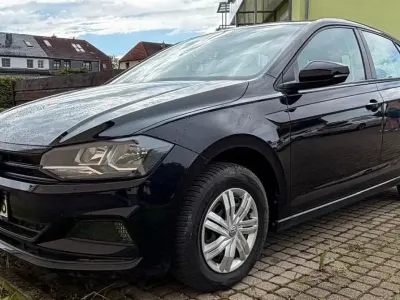Gebraucht VW Polo 75 PS (55 kW) 2018 Schwarz Kleinwagen