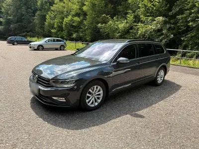 Gebraucht VW Passat Business 120 PS (88 kW) 2019 Grau Kombi