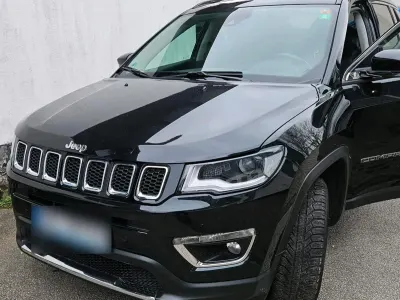 Usado Jeep Compass 150 HP (110 kW) 2020 Preto SUV