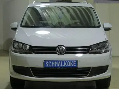 Gebraucht VW Sharan Comfortline 150 PS (110 kW) 2021 Pure white Van / Kleinbus