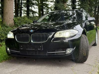 Gebraucht BMW 525 Sport Line 218 PS (160 kW) 2012 Schwarz Kombi