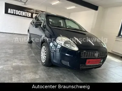 Gebraucht Fiat Grande Punto Active 65 PS (47 kW) 2009 Blau Kleinwagen