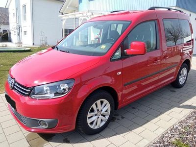 Gebraucht VW Caddy Comfortline 102 PS (75 kW) 2014 Rot Van / Kleinbus