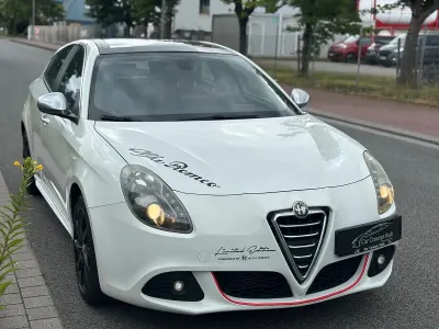 Gebraucht Alfa Romeo Giulietta 105 PS (77 kW) 2010 Weiß Kleinwagen